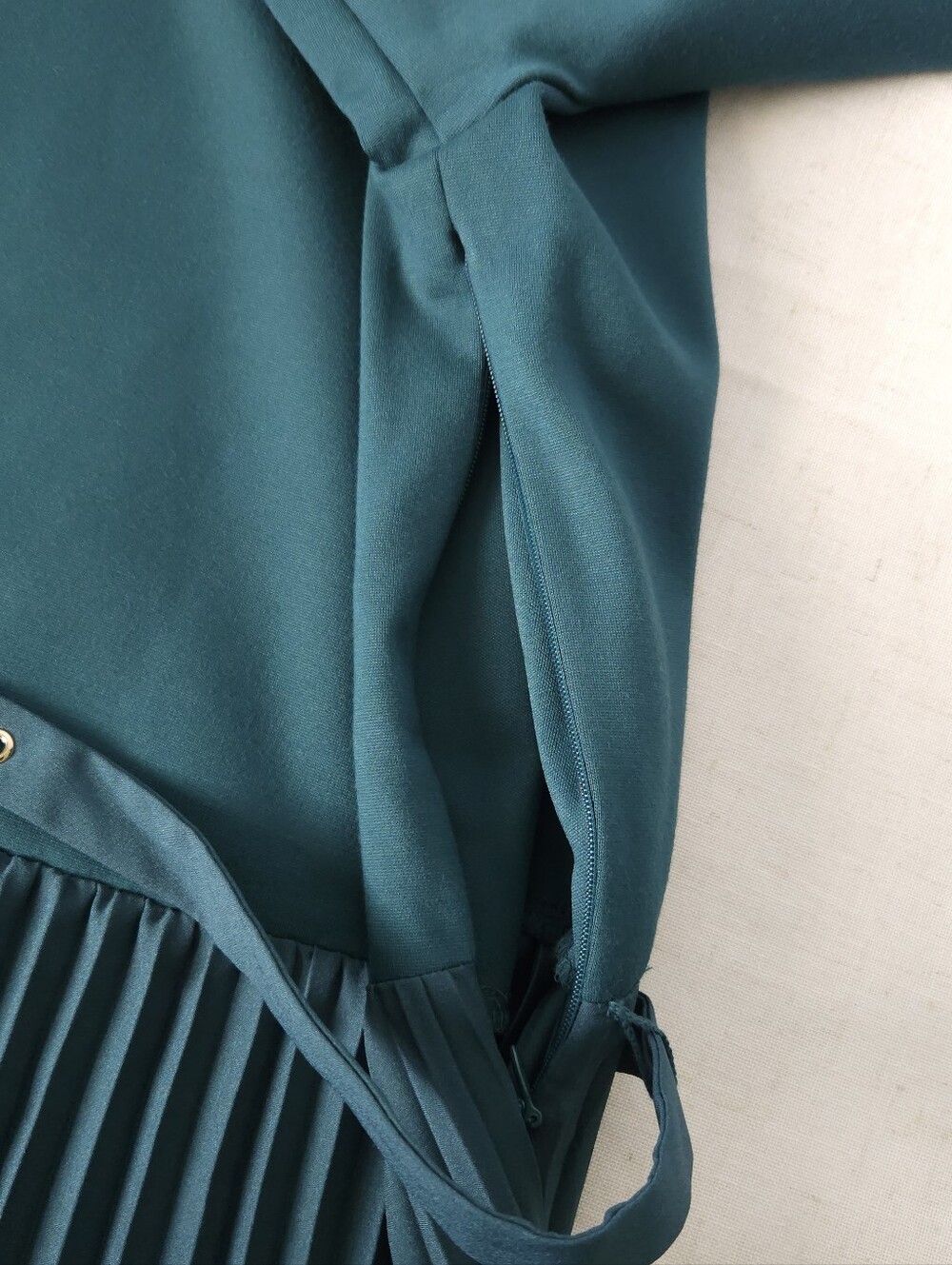 Ann Taylor Pleated Belted Maxi Dress 8 Teal Short Sleeve Dark Academia Workwear - Picture 6 of 9